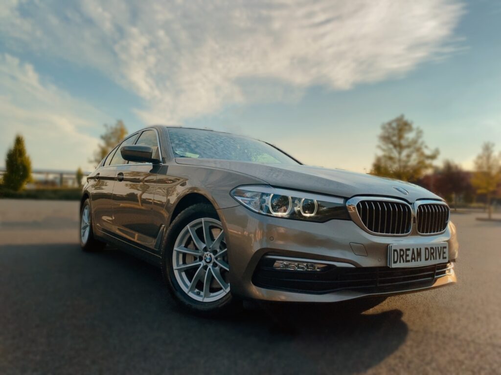 BMW 530d 6 Cylindres 265 ch